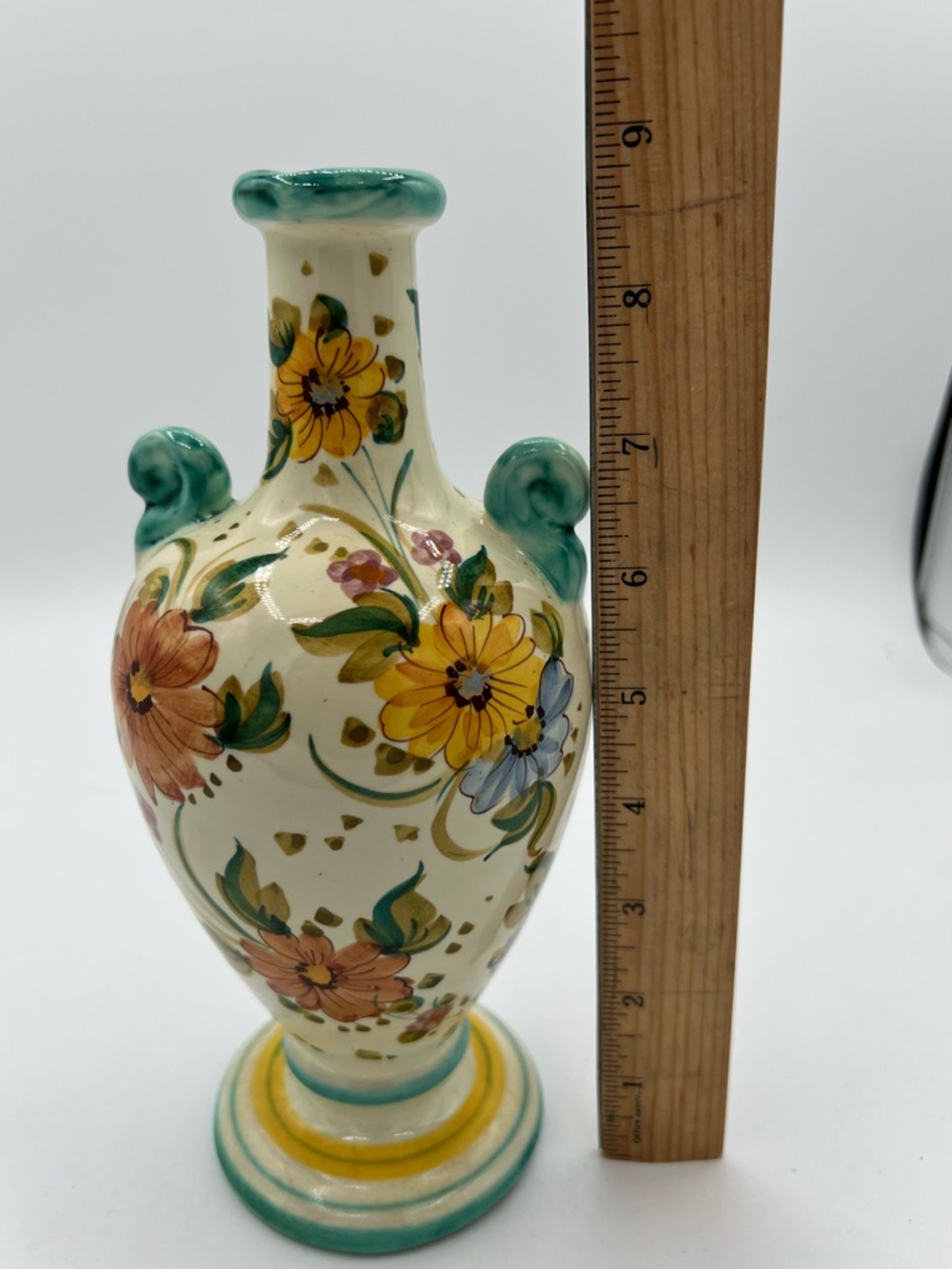 Deruta Italy hand painted floral vase - Picture 8 of 10